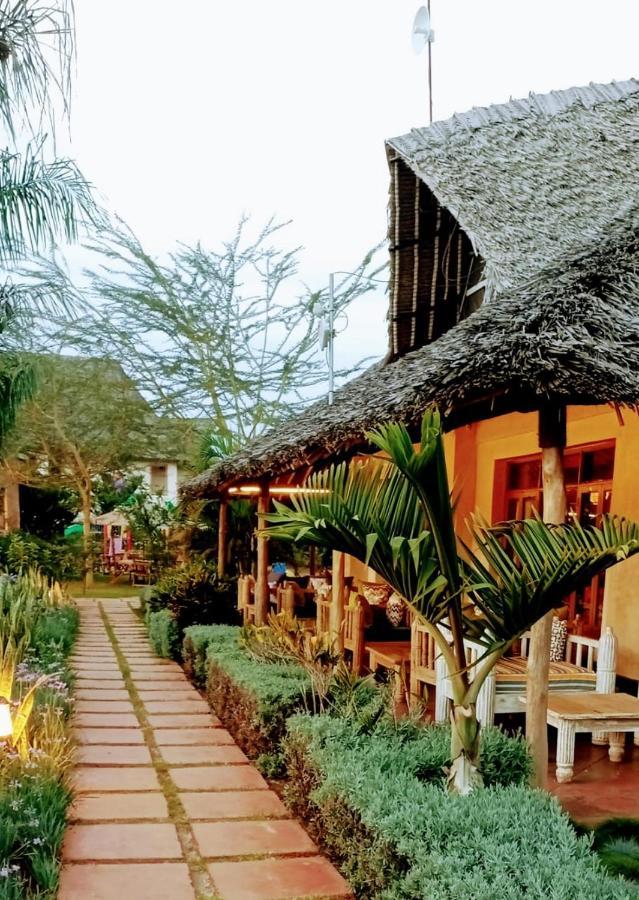 The Last Village Lodge Athi River Екстер'єр фото